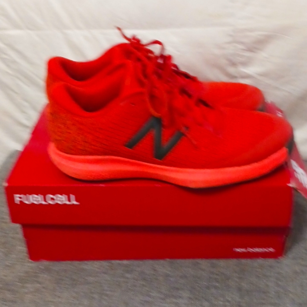 New balance shoe